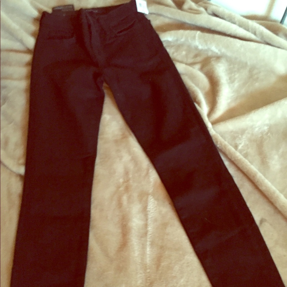 Brand NEW J Brand Black Skinny Jeans!